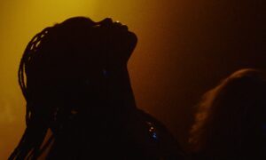 05_RaveOn_©TelosPictures